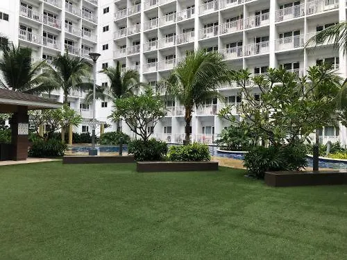 Shore Rise Condotel 마닐라