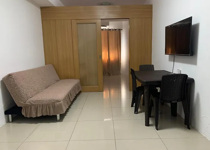Shore Rise Condotel Manila